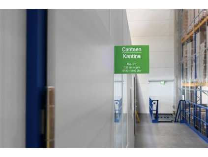 E1F88288 AA71 4F58 9C72 B73F3CFDE75B DB185919 1