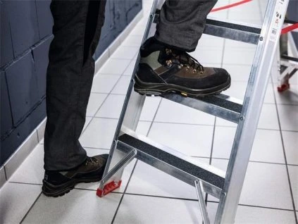 B1F9FB2E E07C 4857 8929 0A007ACB57FB DB106401 5