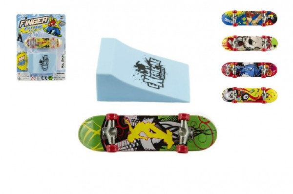 Skateboard prstový s rampou plast 10cm asst mix barev na kartě