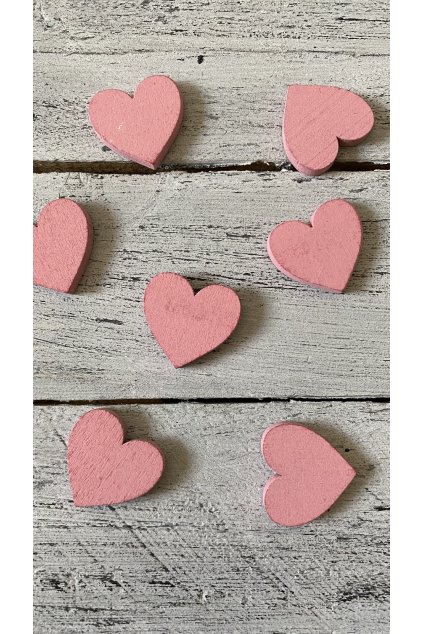 Bílé dřevěné srdíčko.  Rozměr: 3 x 3 cm