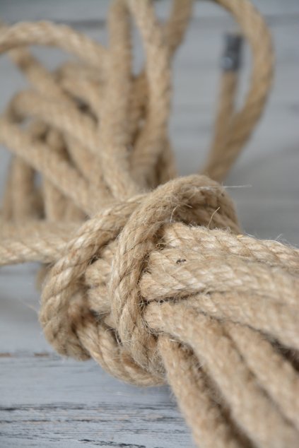 konopné lano na zdobení košů 