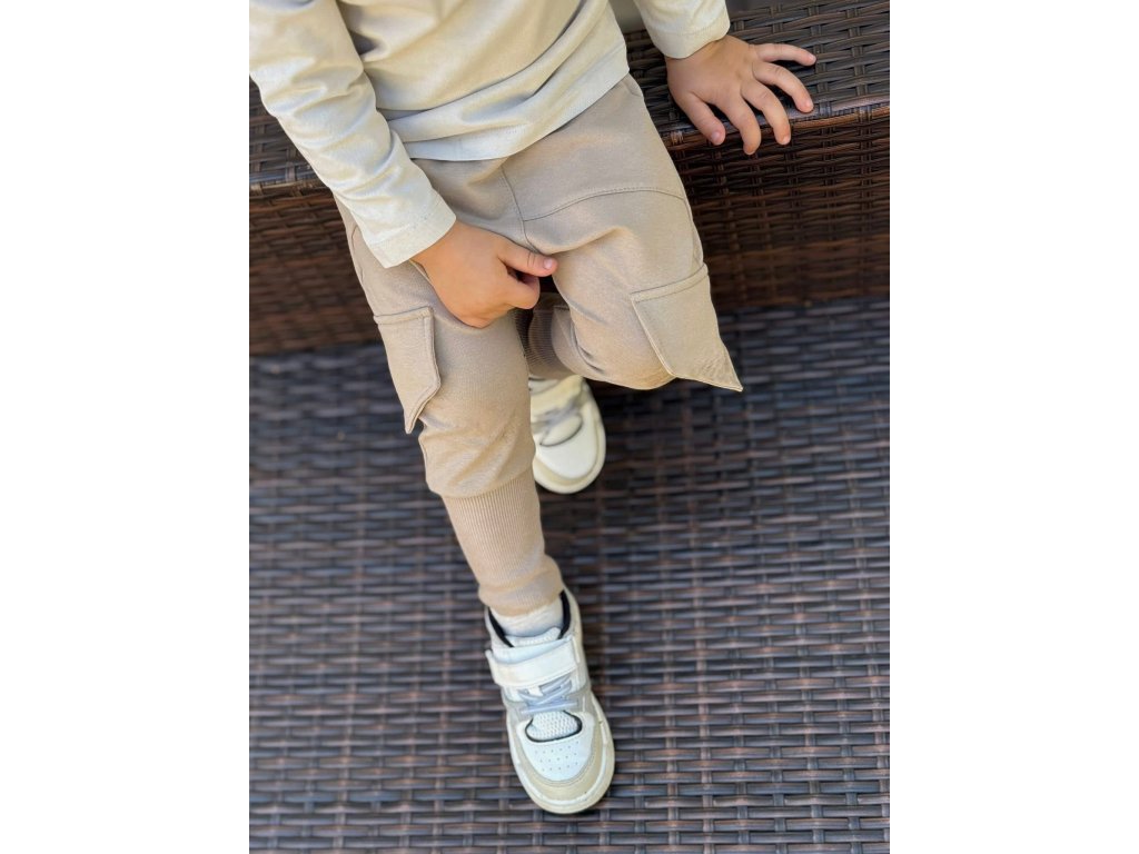 Rastúce kapsáče - hnedá