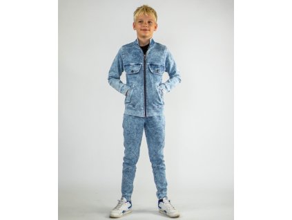 37a5e000 0744 4a60 ac8c bbb3d53f38a6