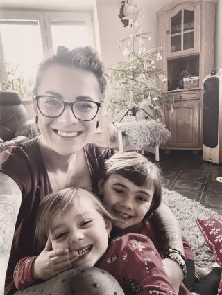 Holky moje 😍 Přeju vám krásné a klidné Vánoce plné lásky, štěstí a nezapomenutelných chvil 😍🥰