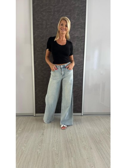 WhatsApp Image 2025 03 03 at 12.20.33 (2)