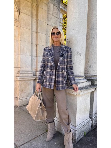 WhatsApp Image 2025 10 20 at 20.16.22 (1)