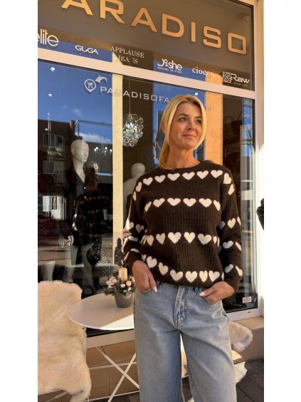 WhatsApp Image 2025 11 18 at 14.16.52 (1)