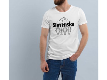 Pánske tričko mockup cicmany slovensko 2 muzske biele (1)