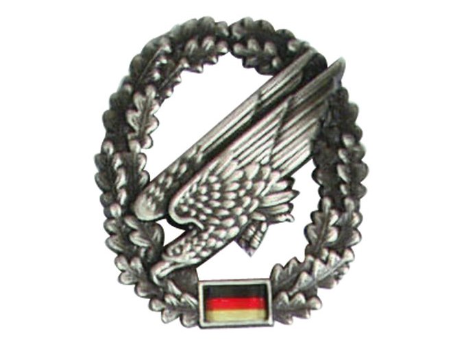 Odznak BW na baret Fallschirmjägertruppe