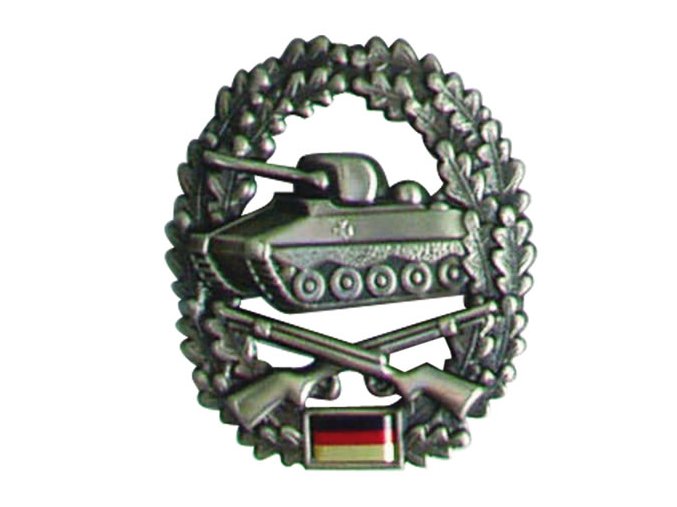 Odznak BW na baret Panzergrenadiertruppe