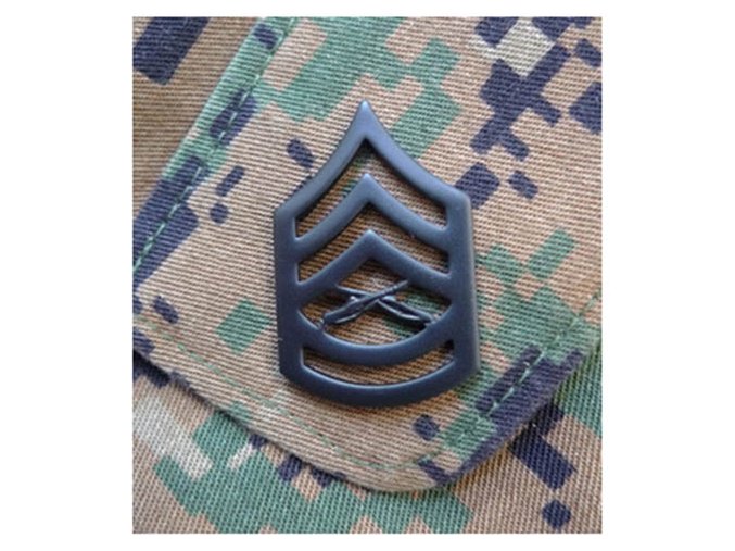 Odznak hodnostní USMC - GySgt. - ČERNÝ pár