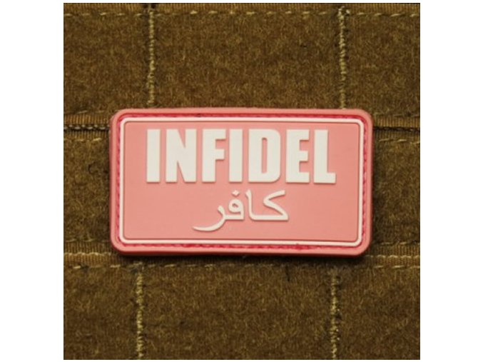 Nášivka INFIDEL plast RŮŽOVÁ/BÍLÁ