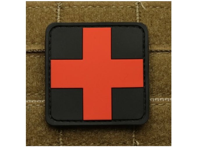 Nášivka KŘÍŽ MEDIC plast ČERNÁ/ČERVENÁ