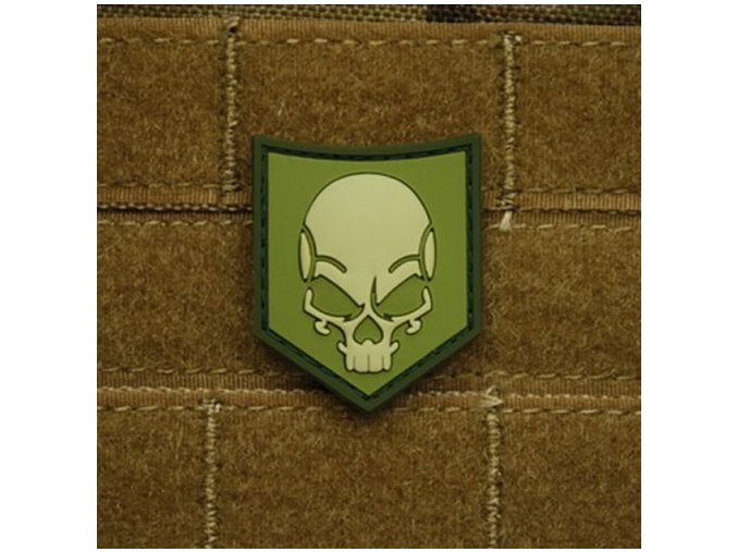 Nášivka SOF SKULL plast ZELENÁ