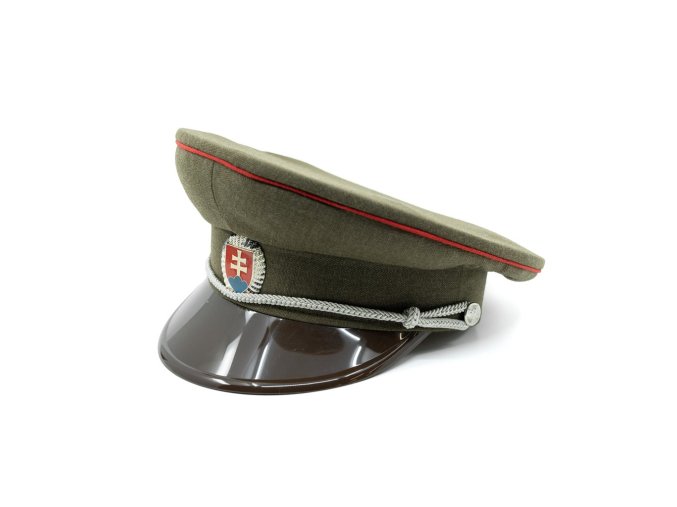 Brigadýrka SK stříbrný odznak, kšilt plast, červená linka ZELENÁ