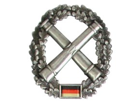 Odznak BW na baret Artillerie truppe