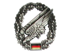 Odznak BW na baret Fallschirmjägertruppe
