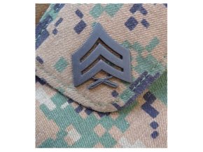 Odznak hodnostní USMC - Sgt. - ČERNÝ
