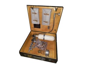 Kyslíkový inhalační přístroj KIP v bedně V-7