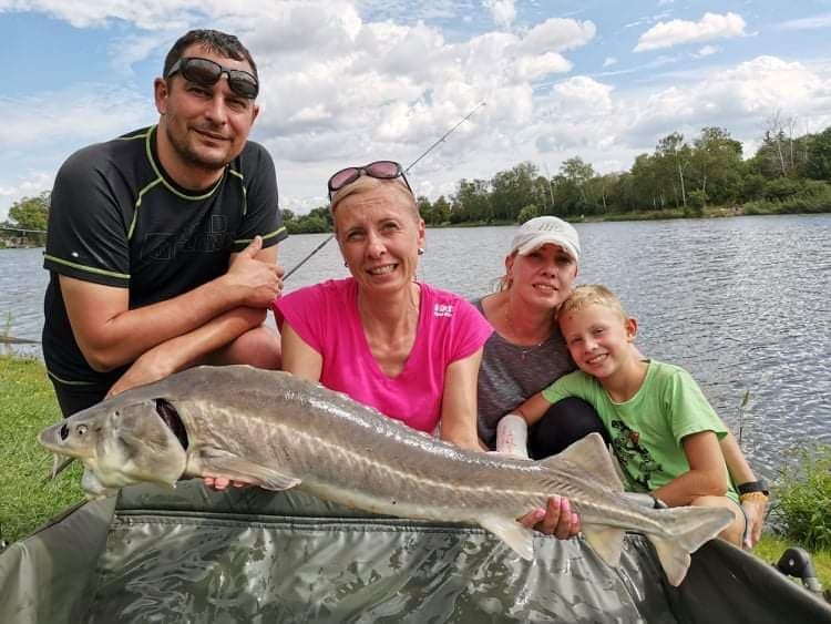 Konec prázdnin a víkend plný rybaření