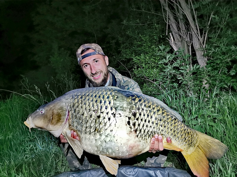 Boilie Ryba-Oliheň si připisuje další úžasnou rybu na svůj účet!!! 