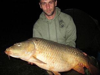 PÁRA Z NAVIJÁKU - DOMOUSNICE - KAMARÁDI MÍRA A PAVEL