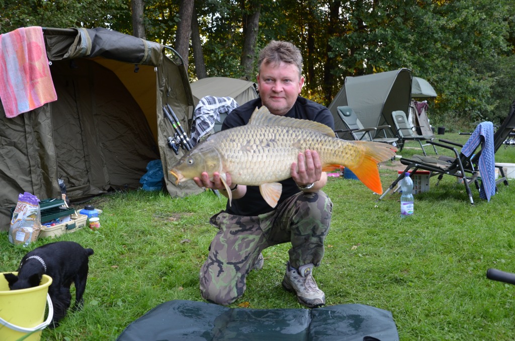 ČR - REVÍR DOMBAS - BEZMĚROV