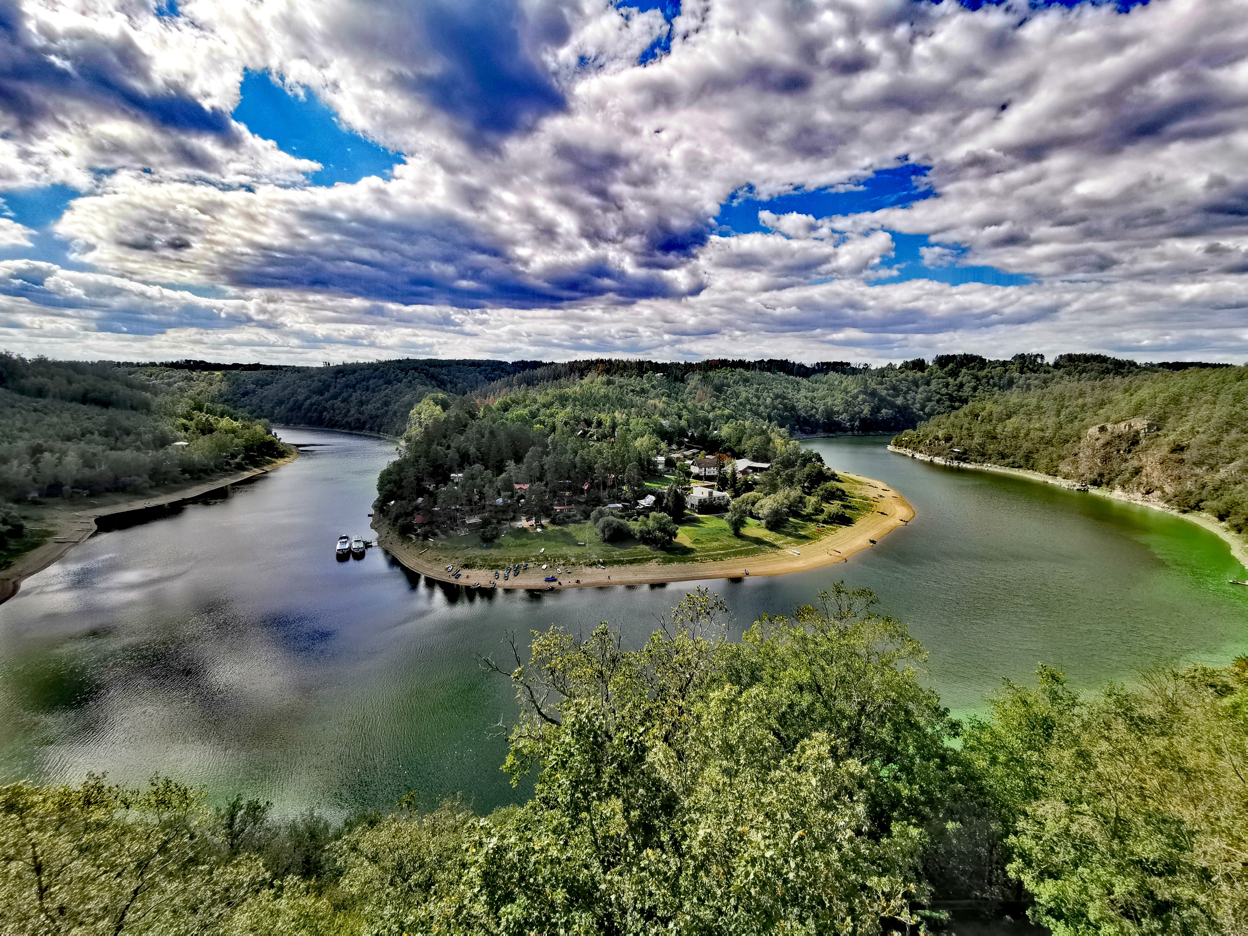 Měli jsme s přehradou nevyřízené účty