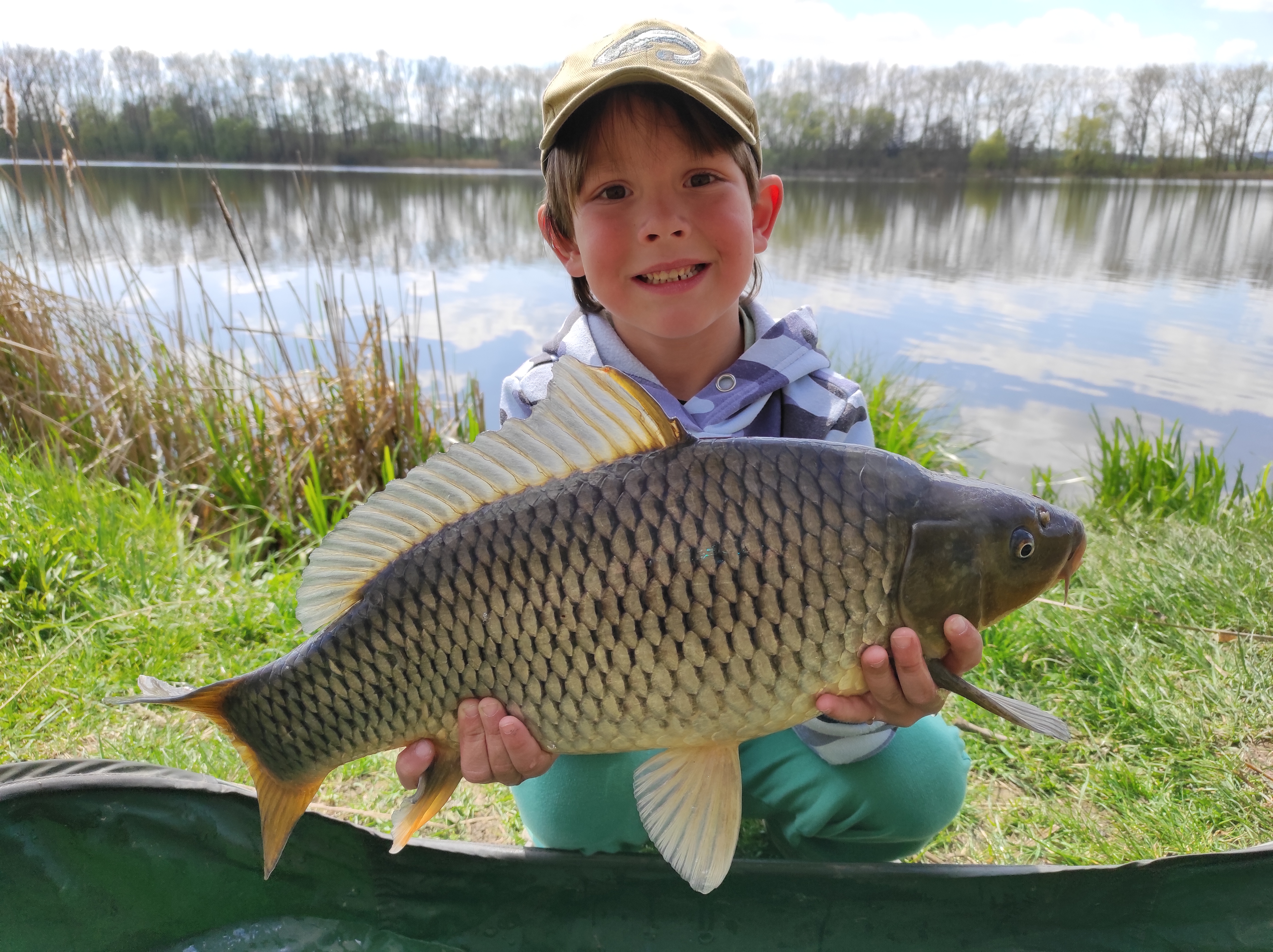 Táta se synkem na rybách