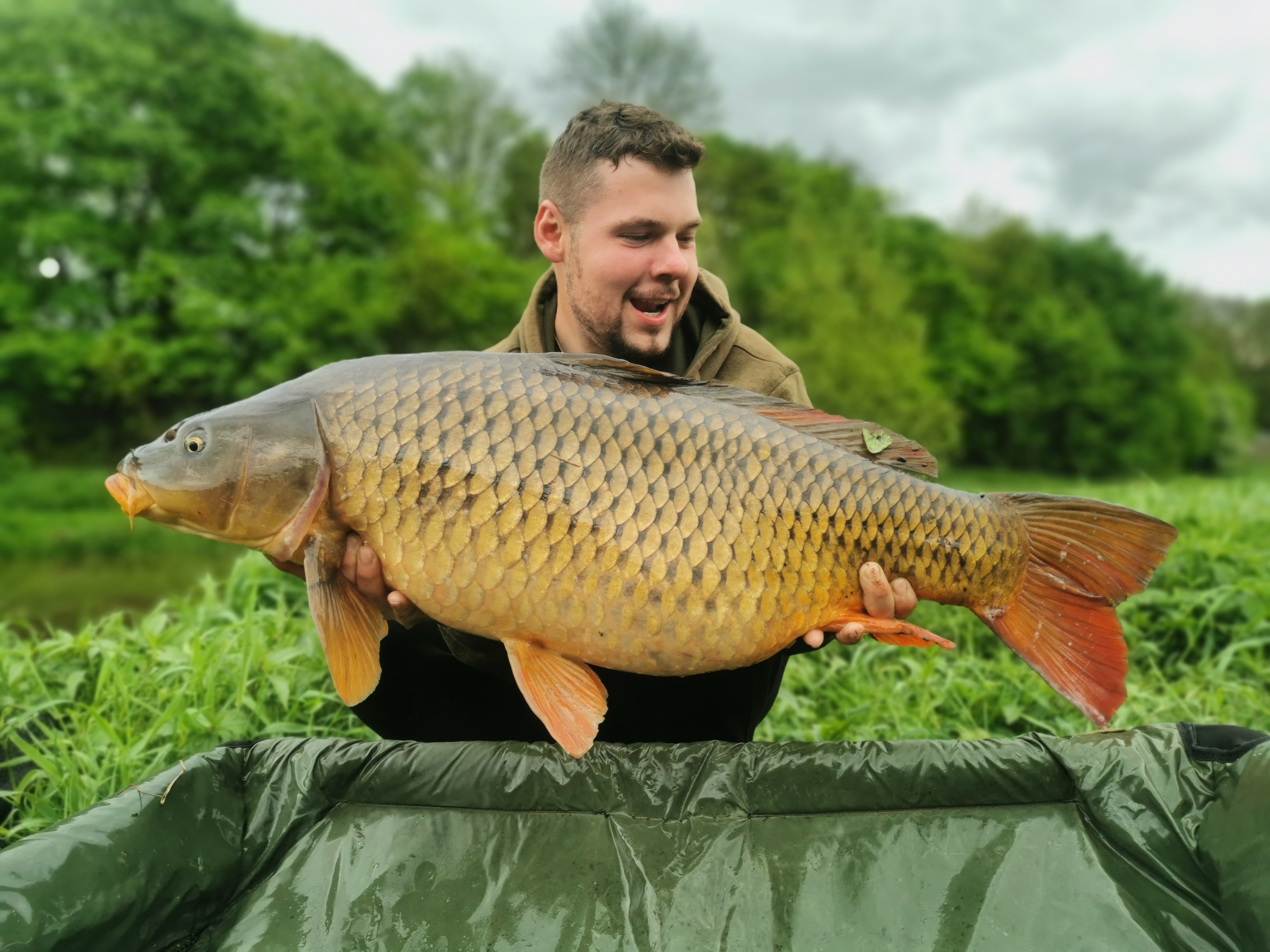I přes velký proud na Labi, Dominikovi se daří