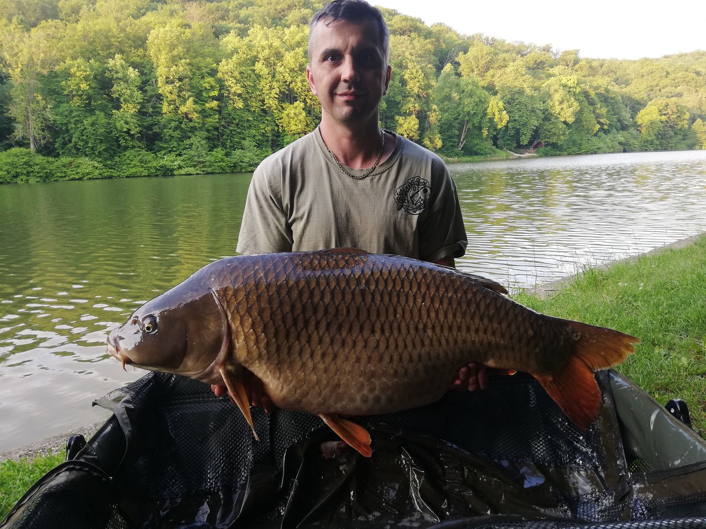 OSOBÁČEK S VAHOU 22,5 KG!