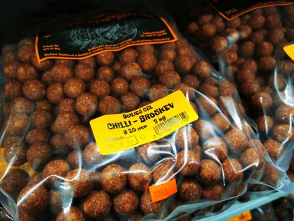 Boilies CSL chilli-broskev pr. 20mm 3kg