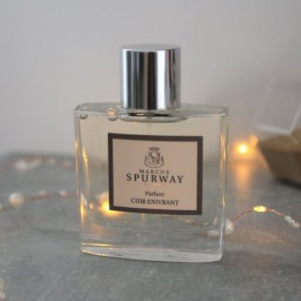 Cuir Enivrant Marcus Spurway luxusni parfem pro muze z francie (2)