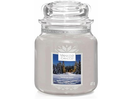 Aromatická svíčka Classic střední Candlelit Cabin 411 g