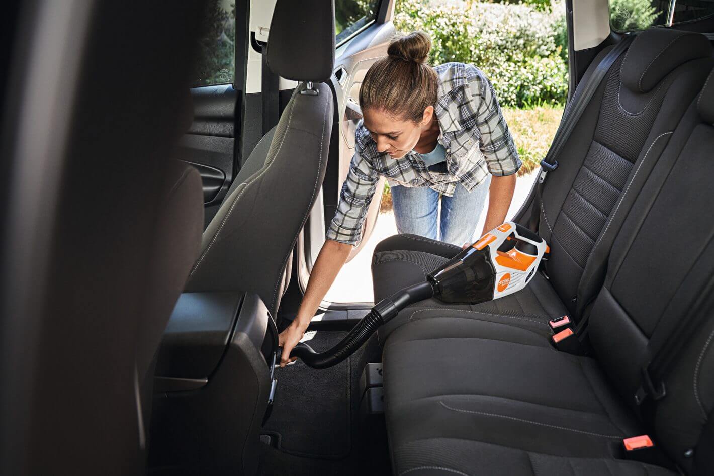 ruční aku vysavač STIHL