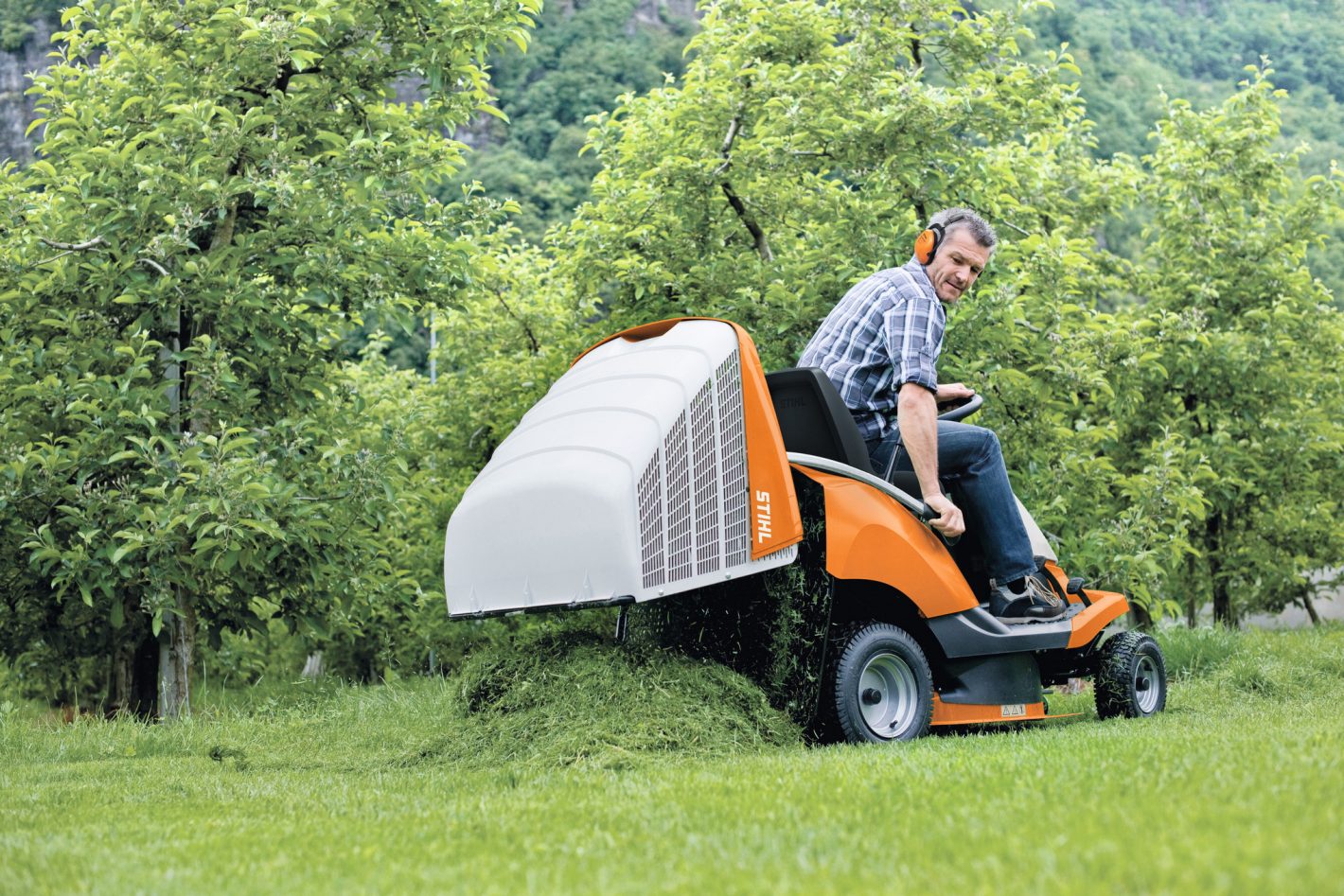 Zahradní traktor Stihl