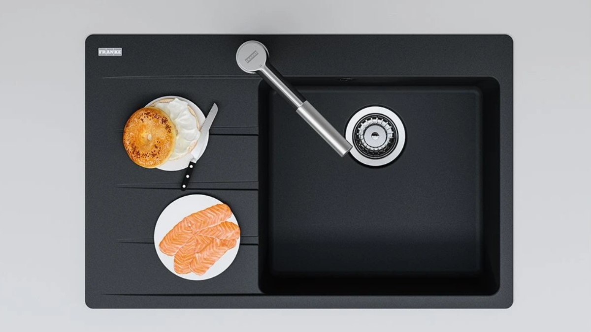 Jak vyčistit granitový dřez