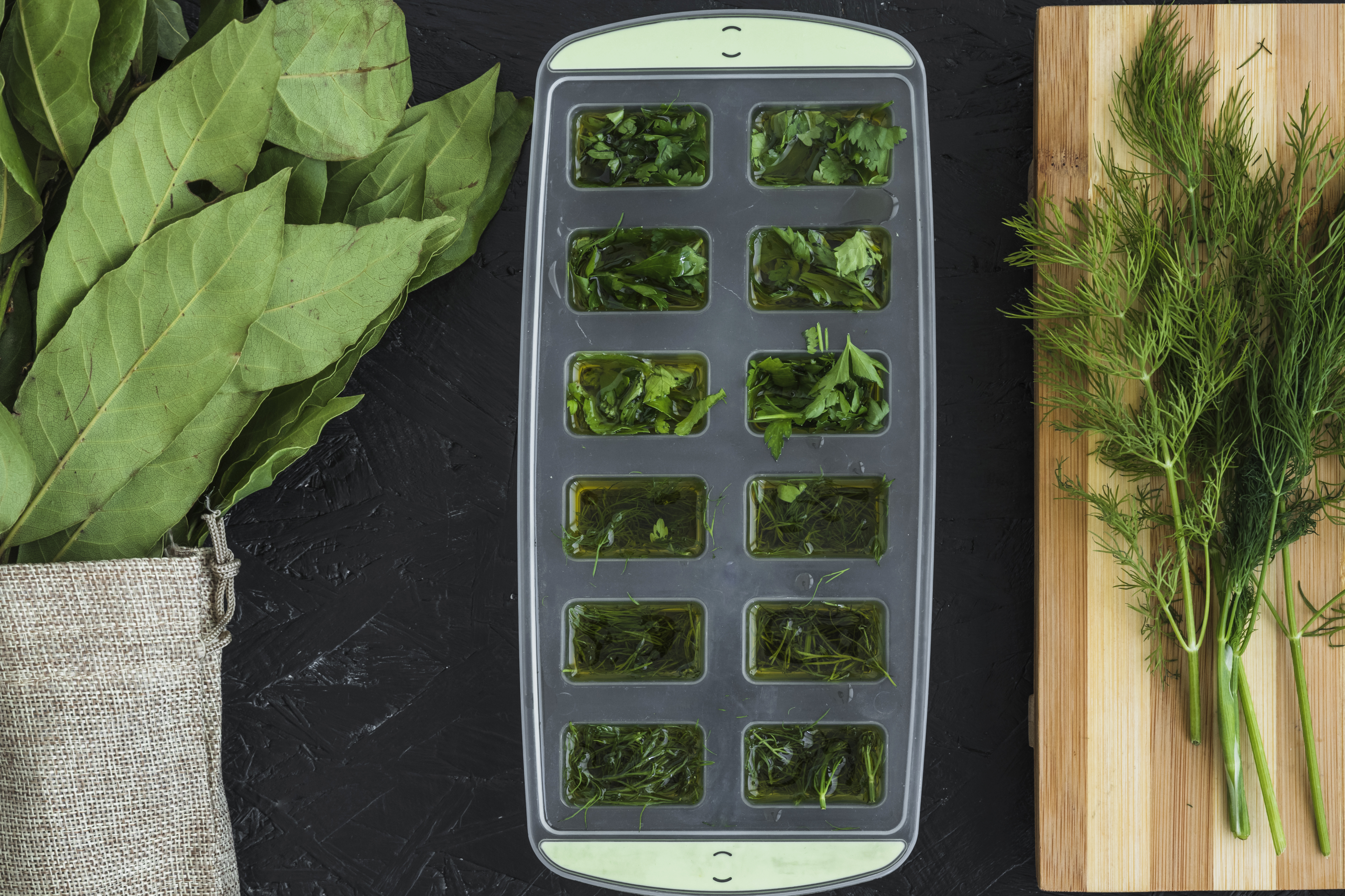 Skladování bylinek v lednici a mrazáku