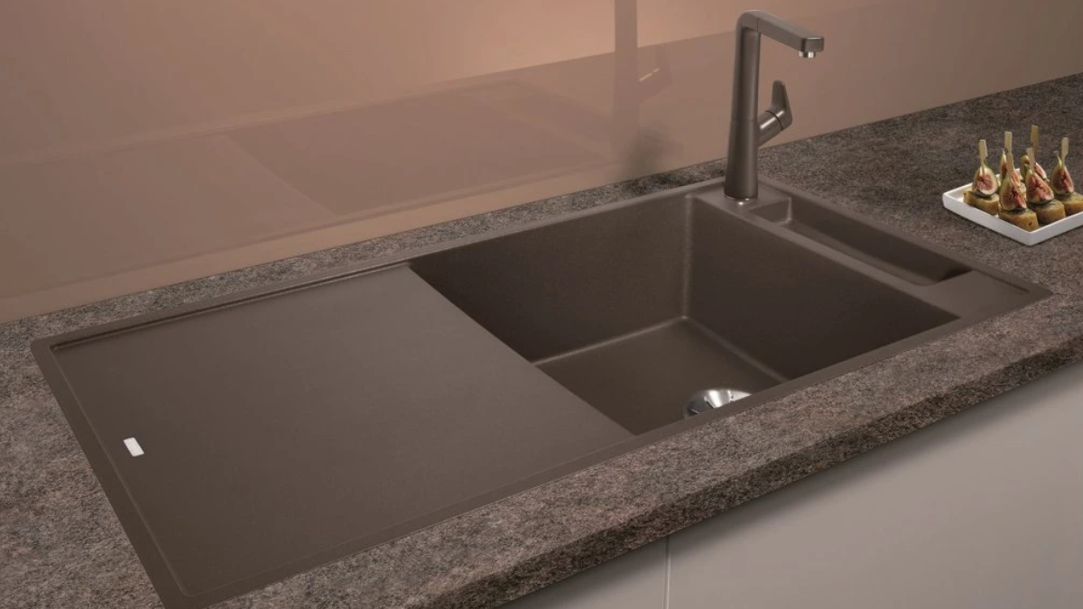 Dřezy s vaničkou a odkapem