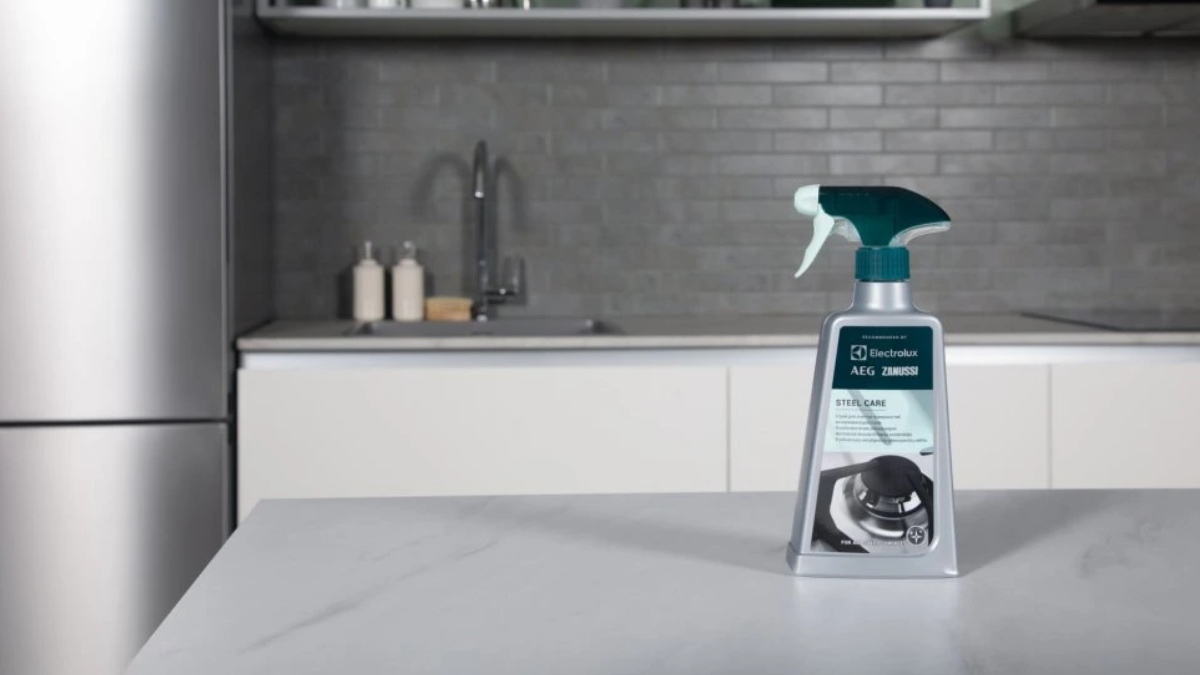 jak-vycistit-nerezovy-sporak-cistic