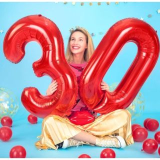 🎉 30 a ve velkém stylu! 🎈✨ Třicáté narozeniny si zaslouží pořádnou dávku balónků, smíchu a nezapomenutelných momentů. 🥂💖...