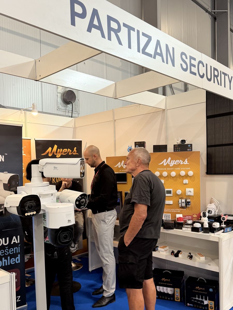 Konzultace kamerového systému na stánku Partizan Security