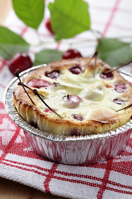 Clafoutis s třešněmi