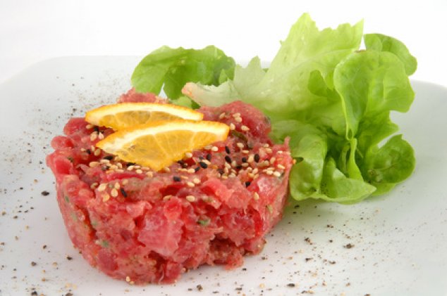 Tatarák z čerstvého tuňáka