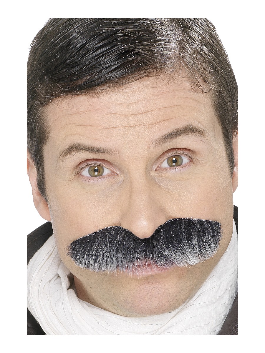 Šedočerný knír Major