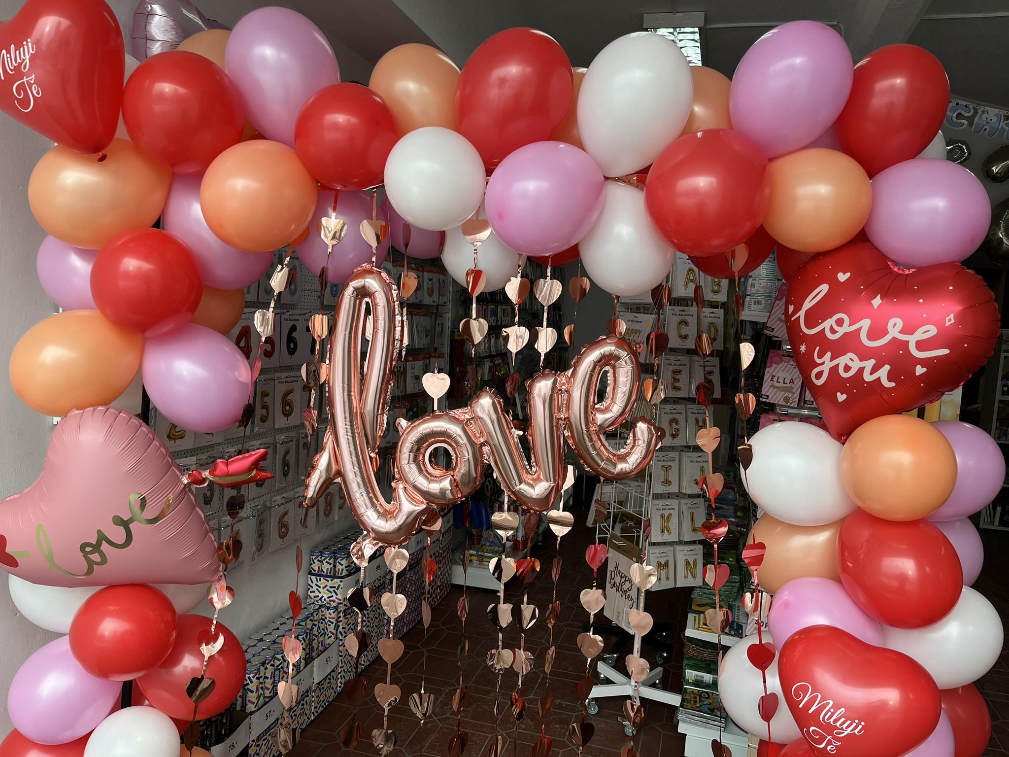 SVÁTEK LÁSKY - NEDĚLEJTE SI S VALENTÝNEM VRÁSKY!