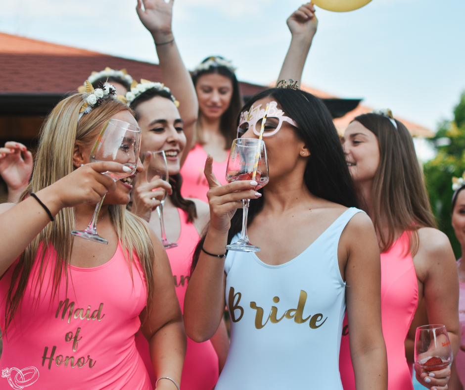 KOUKNĚTE SE DO ZRCÁTKA, UŽ JE TADY PADESÁTKA!