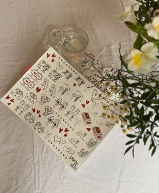 Dokonalý pár 🤍 Dočasné svatební tetovačky pro novomanžele i jejich hosty. Detail, který propojí a skvěle vypadá na fotkách.