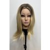Polodlouhá blond syntetická paruka