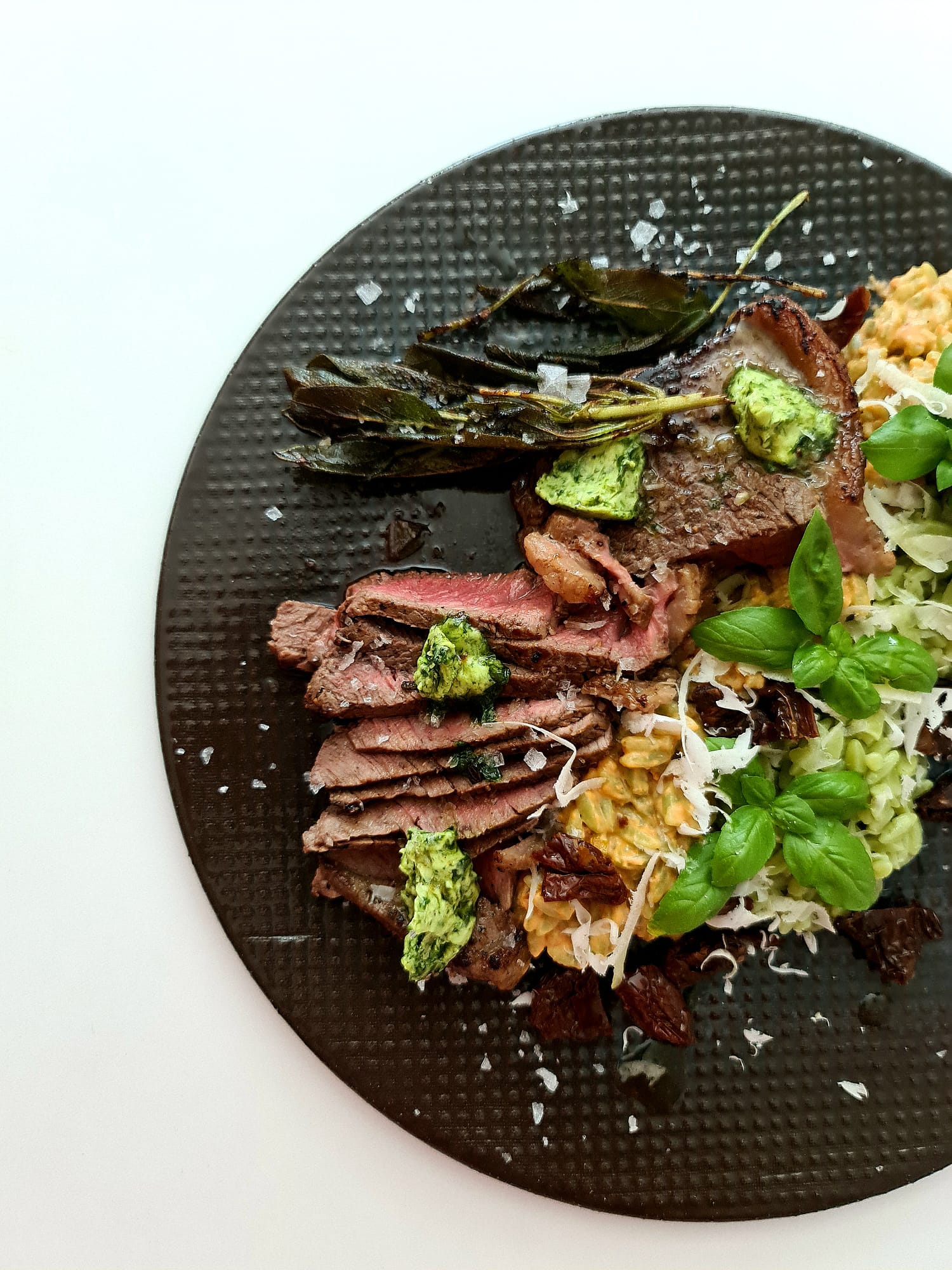 Riso s medvědím česnekem a Irish Rump Steak